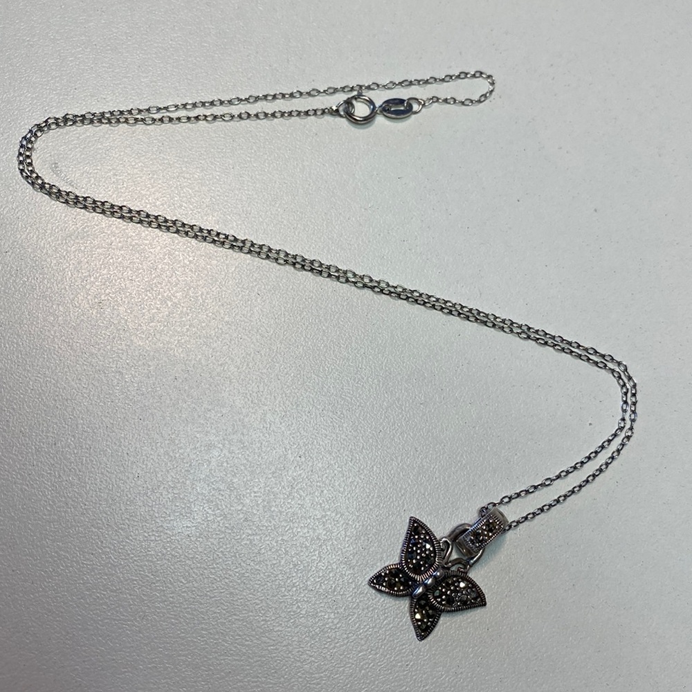 Sparkly Marcasite butterfly sterling silver 925 necklace 17”